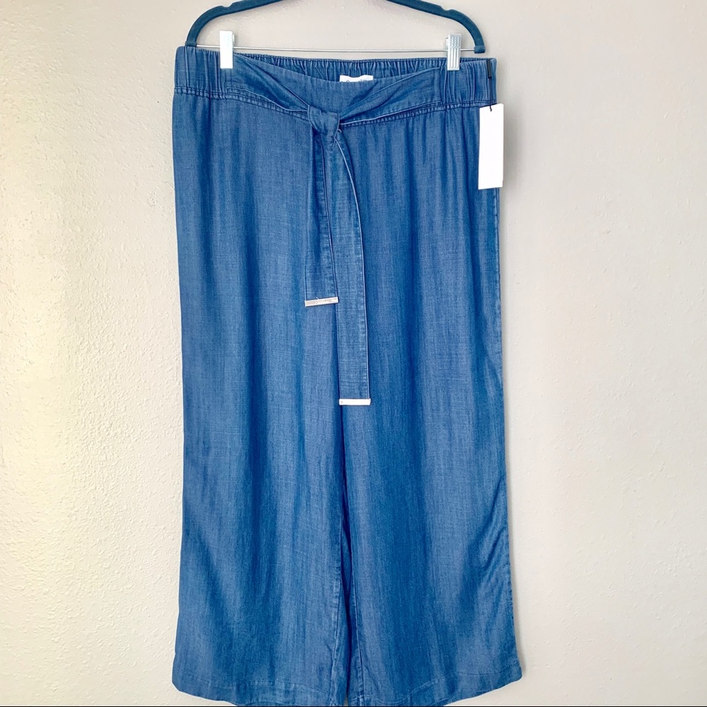 Calvin Klein Chambray Pull On Crop Pants